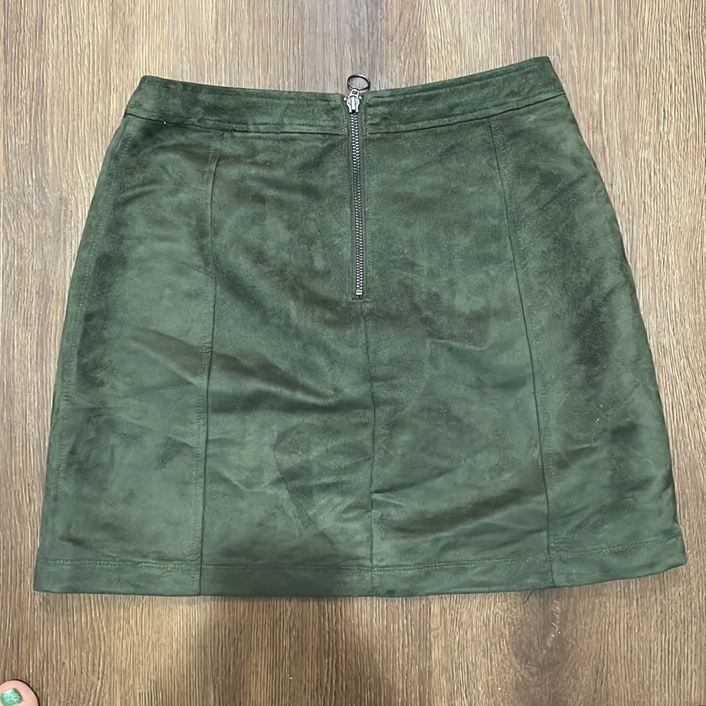 Mod green mini skirt - Picture 2 of 4